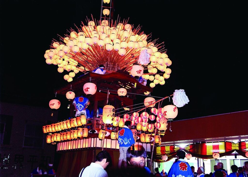 ８月６日（土）「黒岩祇園祭」提灯が輝く山車のお祭りが開催されるみたい！