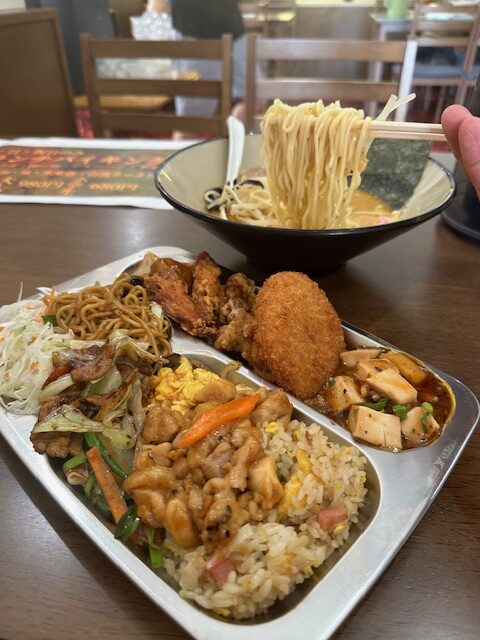 一宮市で土日祝だけ食べられる、９８０円の中華食べ放題。コスパ最強の『来来香』さんのご紹介です！